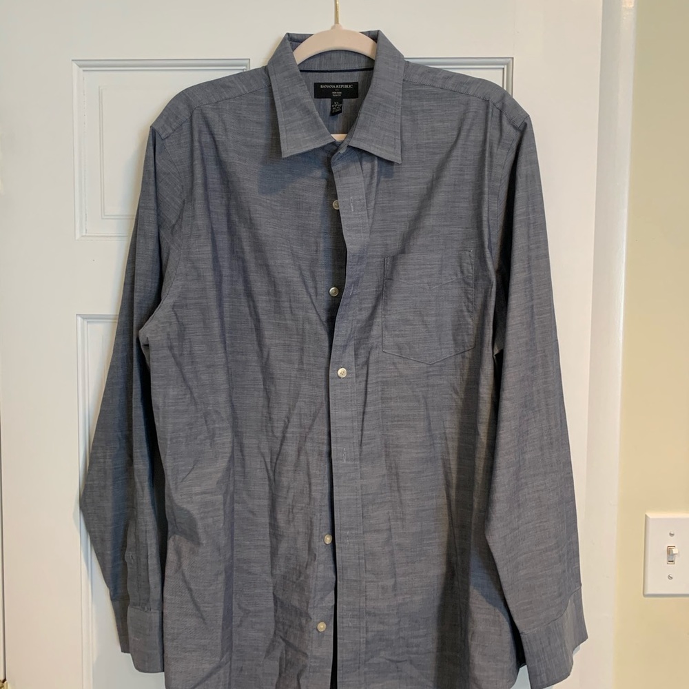 Banana Republic denim like men shirt